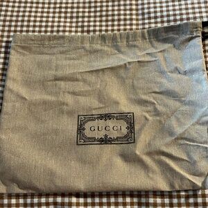 Gucci dust bag